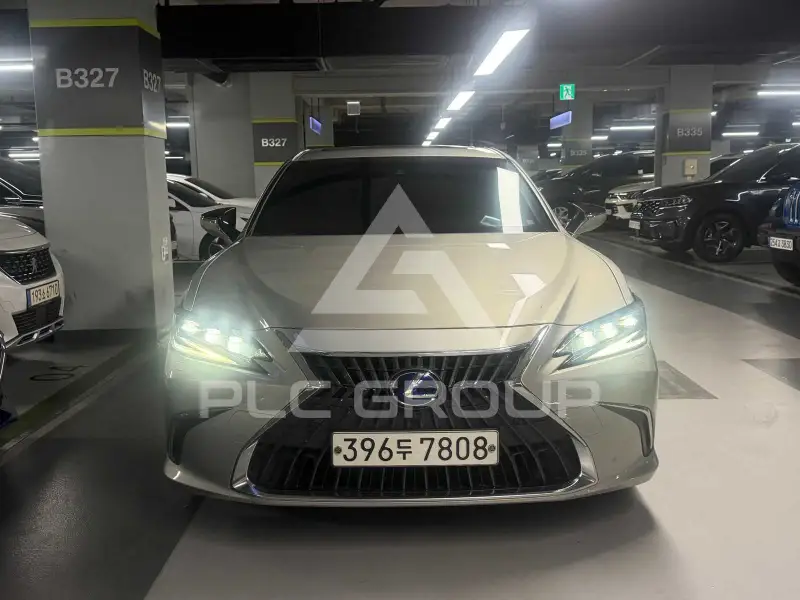 2022 Lexus ES