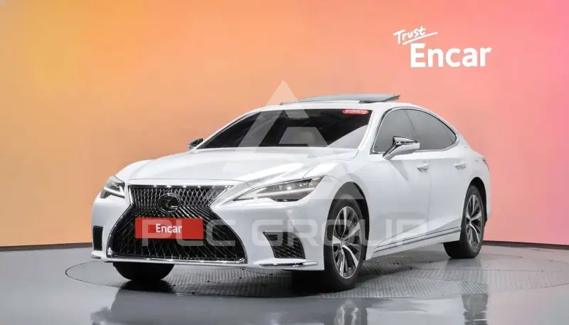 2022 Lexus LS