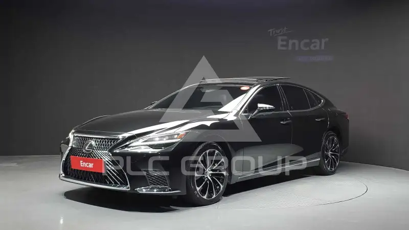 2022 Lexus LS