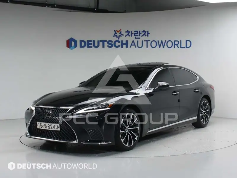 2022 Lexus LS