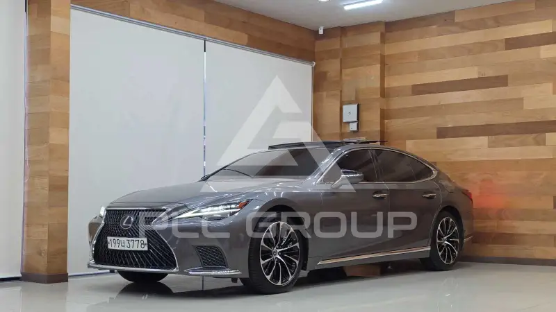 2022 Lexus LS