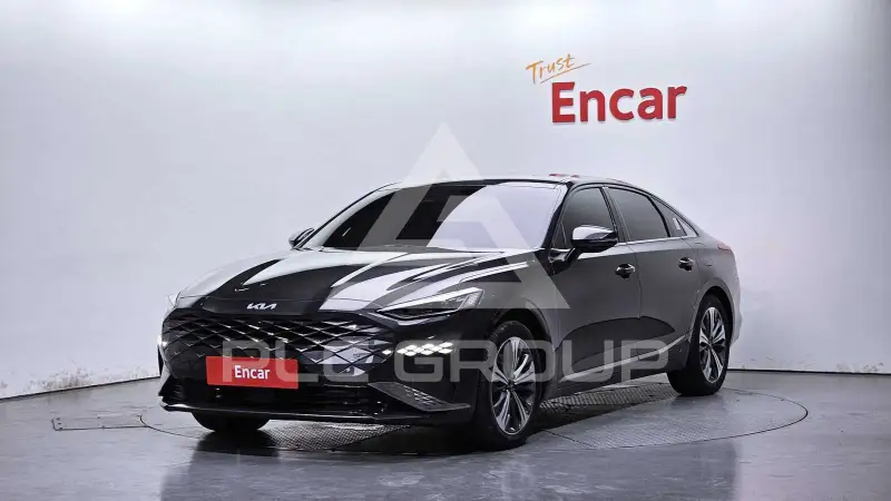 2022 KIA K8