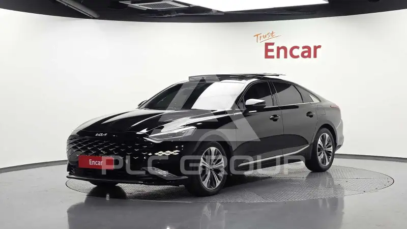 2022 KIA K8