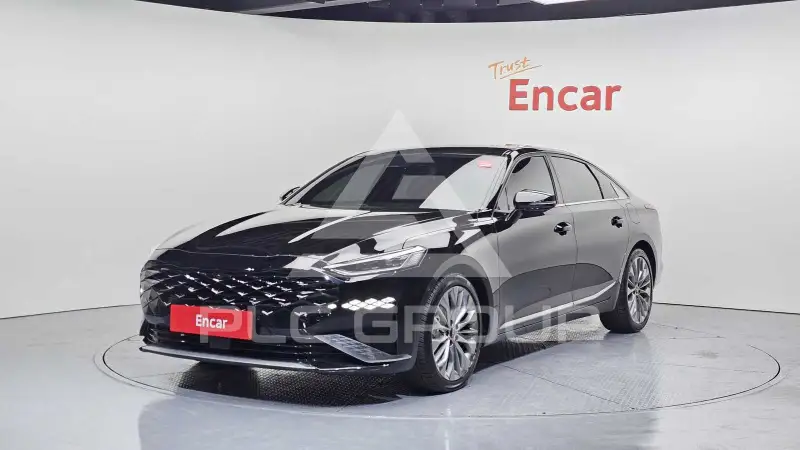 2022 KIA K8