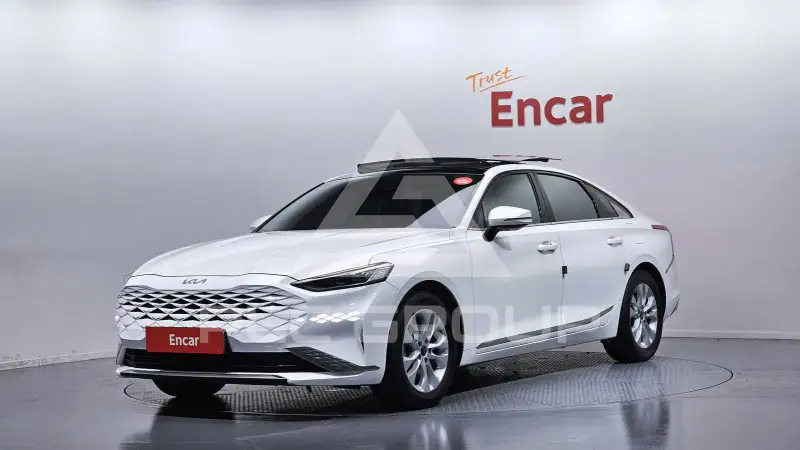 2022 KIA K8
