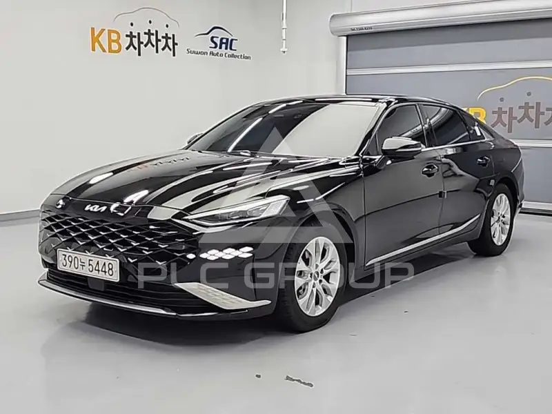 2022 KIA K8