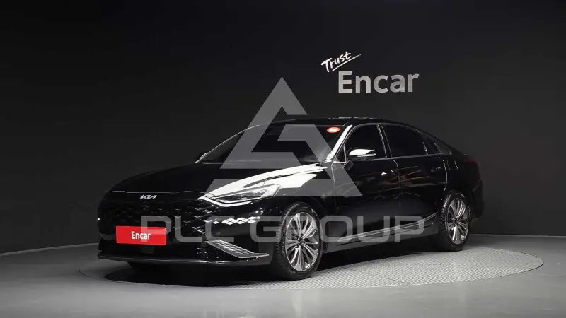 2022 KIA K8