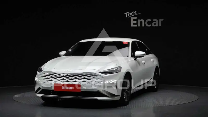 2022 KIA K8