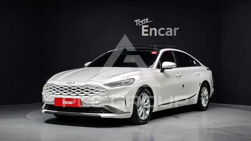 2022 KIA K8