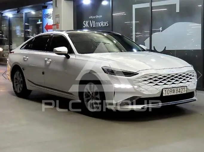 2022 KIA K8