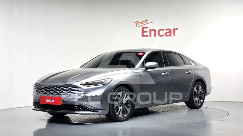 2022 KIA K8