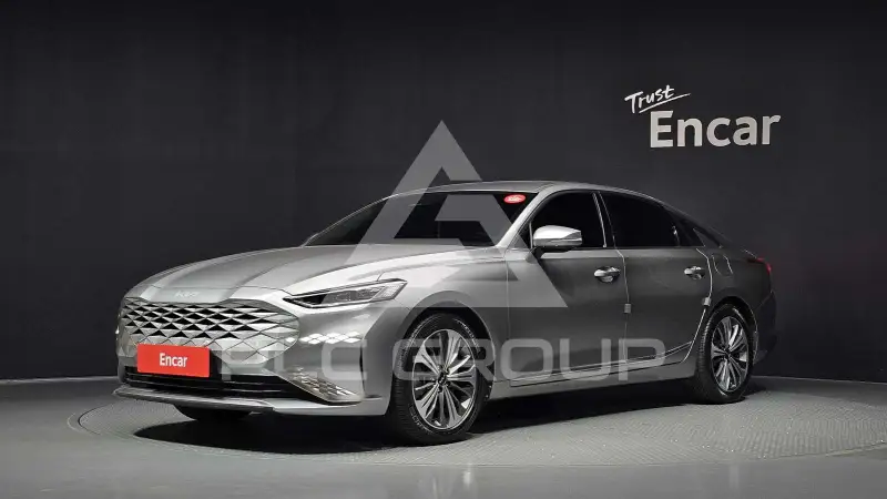 2022 KIA K8