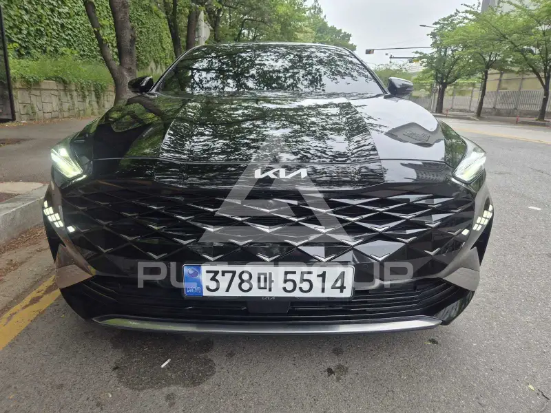 2022 KIA K8