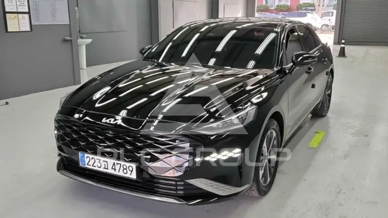 2022 KIA K8