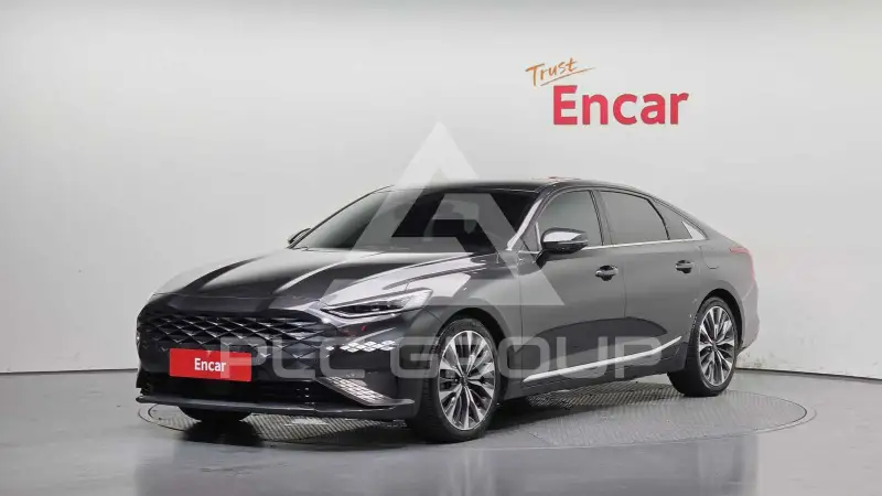 2022 KIA K8