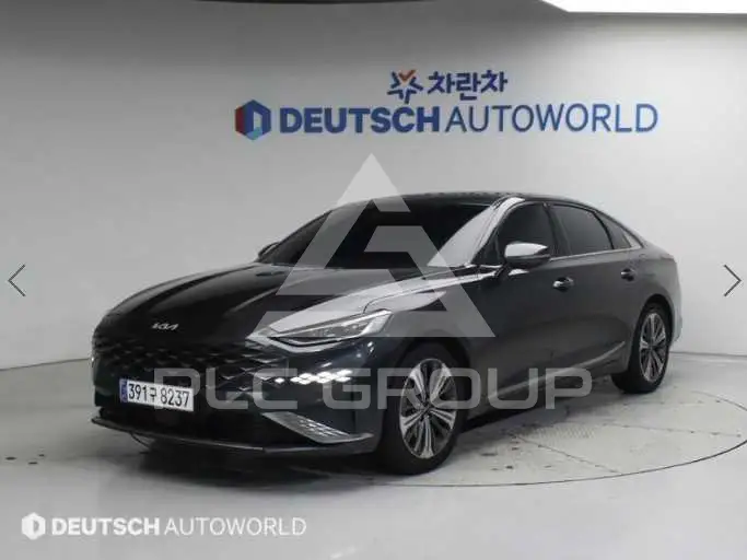 2022 KIA K8