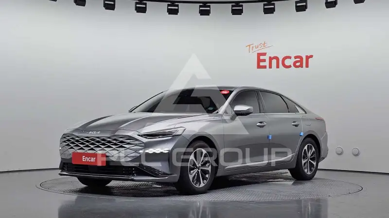 2022 KIA K8