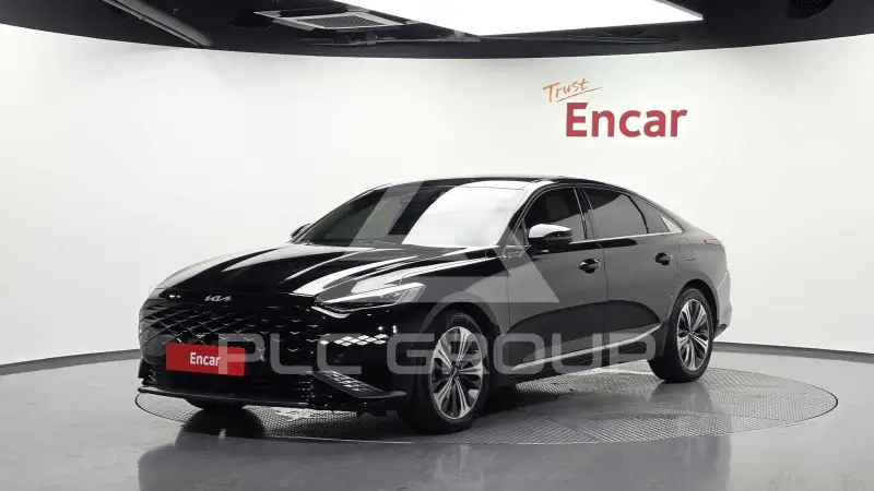 2022 KIA K8