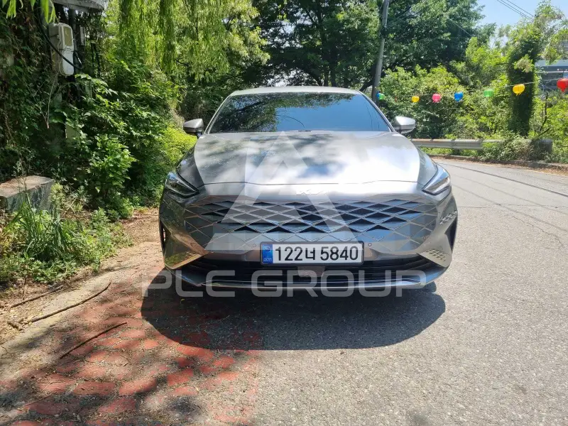 2022 KIA K8