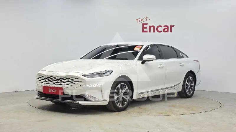 2022 KIA K8