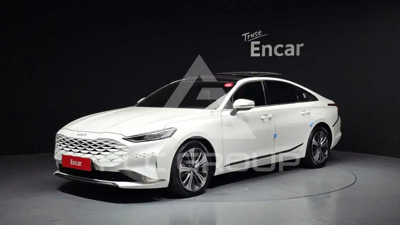 2022 KIA K8