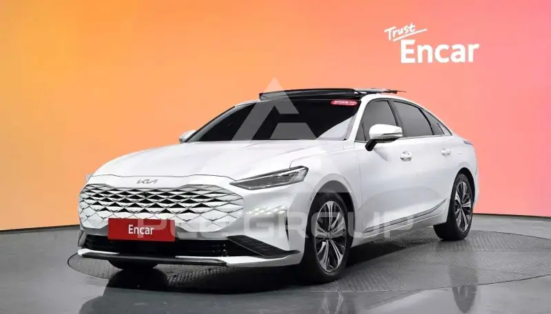 2022 KIA K8