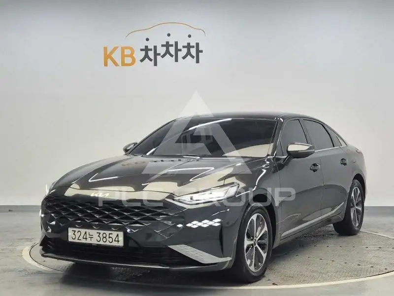 2022 KIA K8