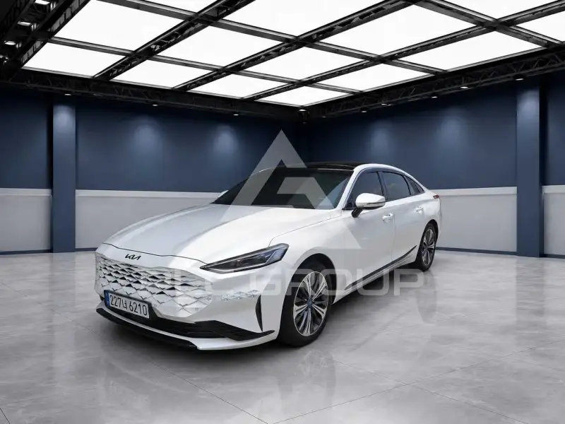 2022 KIA K8