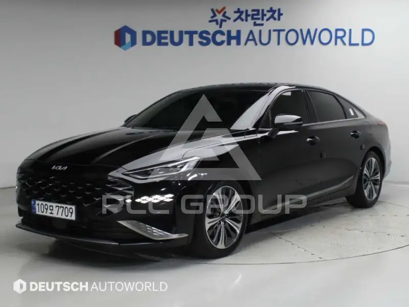 2022 KIA K8