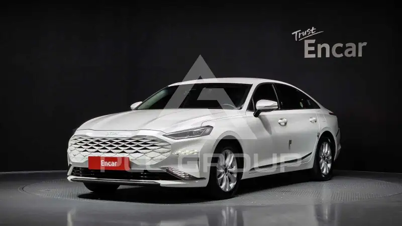 2022 KIA K8