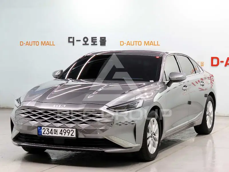 2022 KIA K8