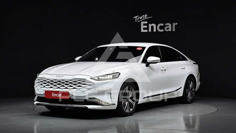 2022 KIA K8