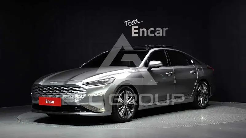 2022 KIA K8