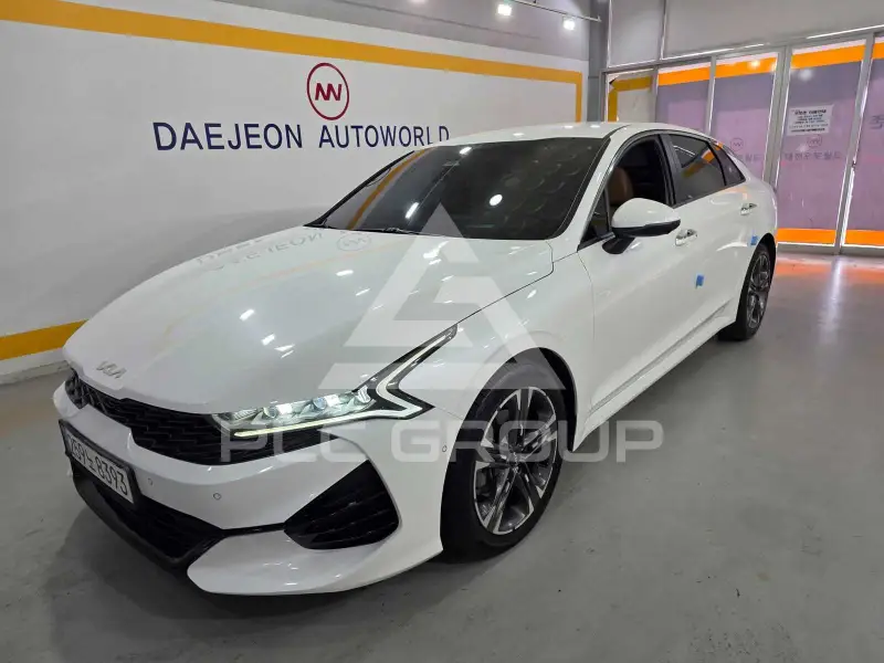 2022 KIA K5