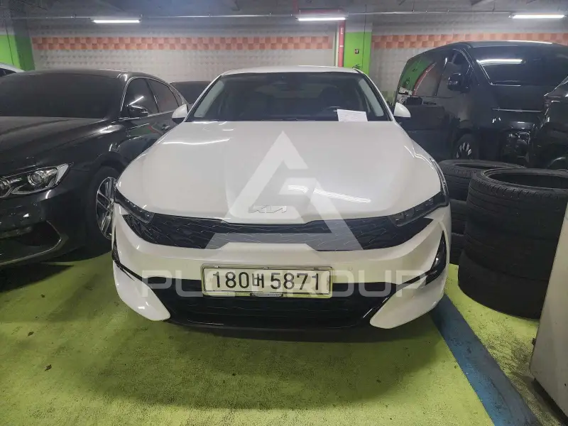 2022 KIA K5