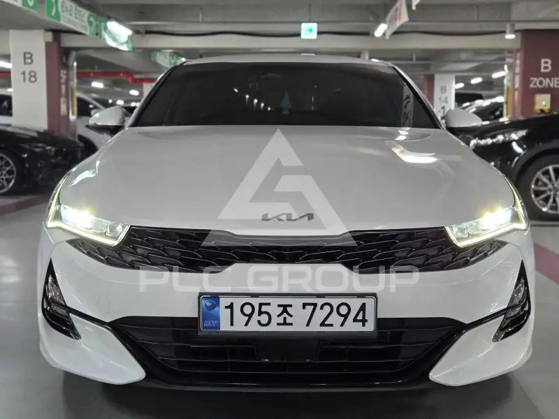 2022 KIA K5