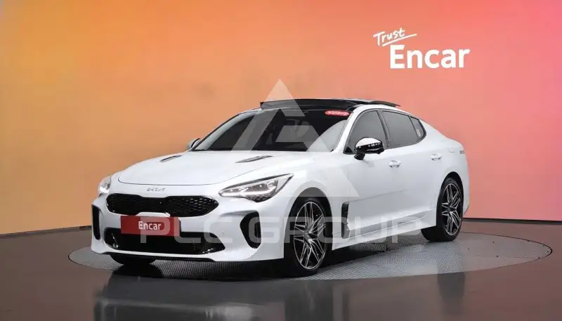 2022 KIA Stinger