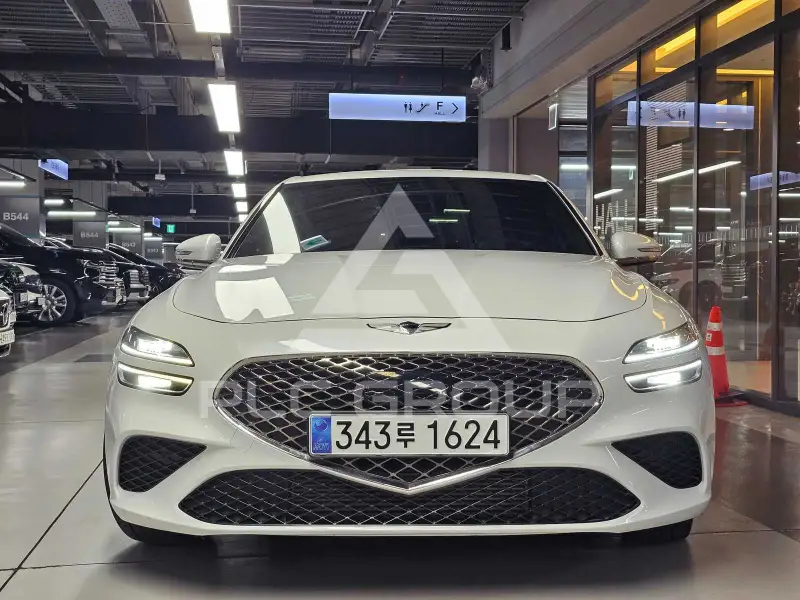 2022 Genesis G70