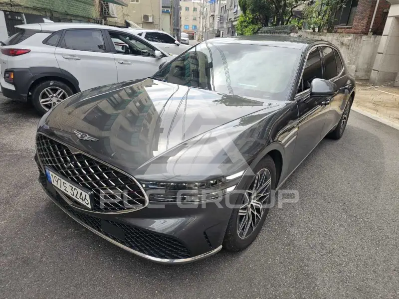 2022 Genesis G90