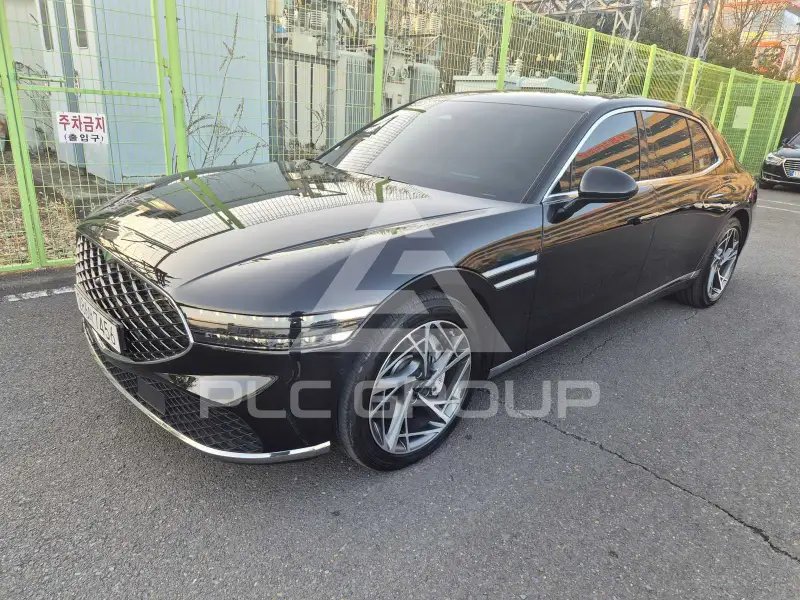 2022 Genesis G90