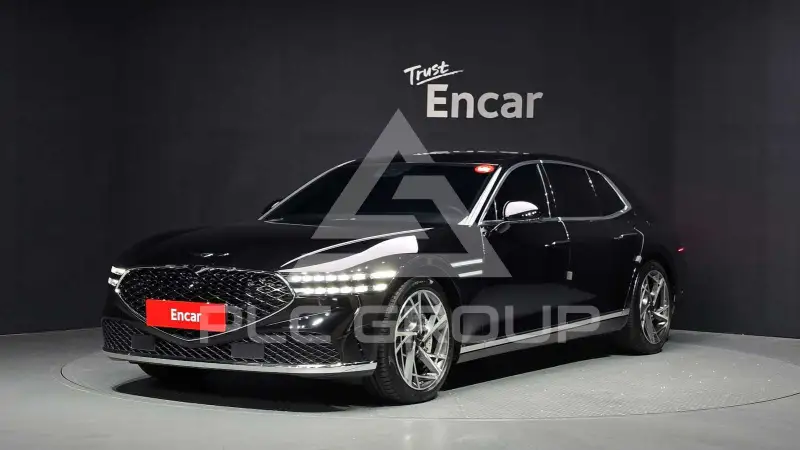 2022 Genesis G90