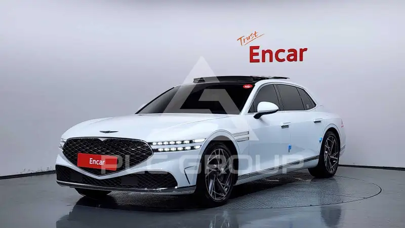 2022 Genesis G90