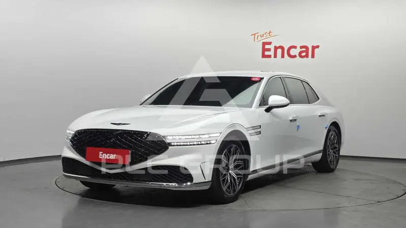 2022 Genesis G90