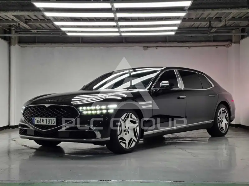 2022 Genesis G90