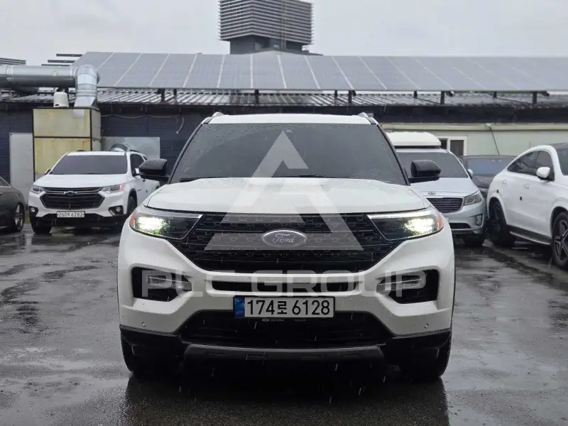 2022 Ford Explorer