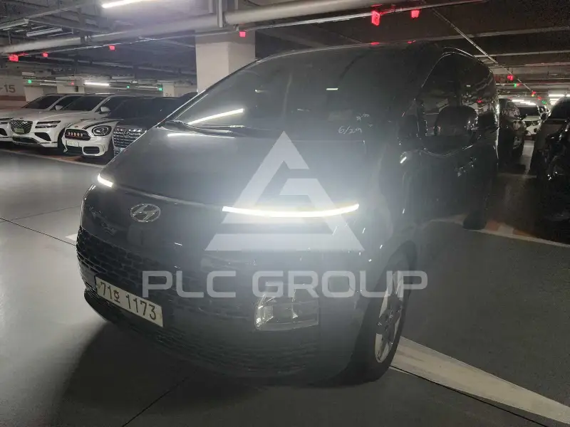 2022 Hyundai Staria
