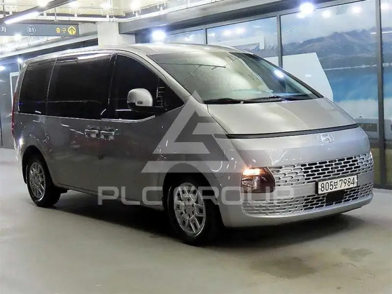 2022 Hyundai Staria