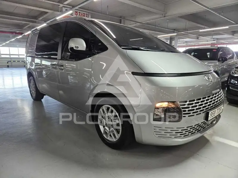 2022 Hyundai Staria