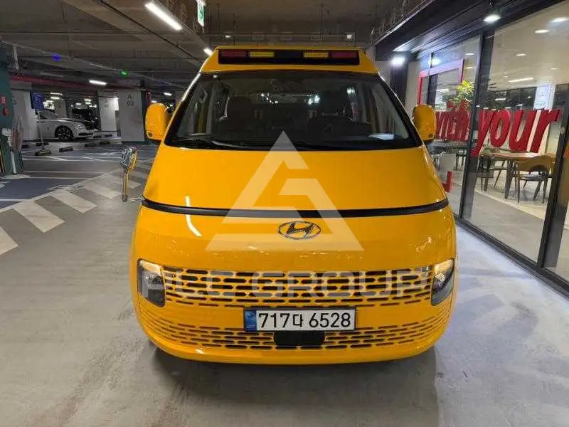 2022 Hyundai Staria