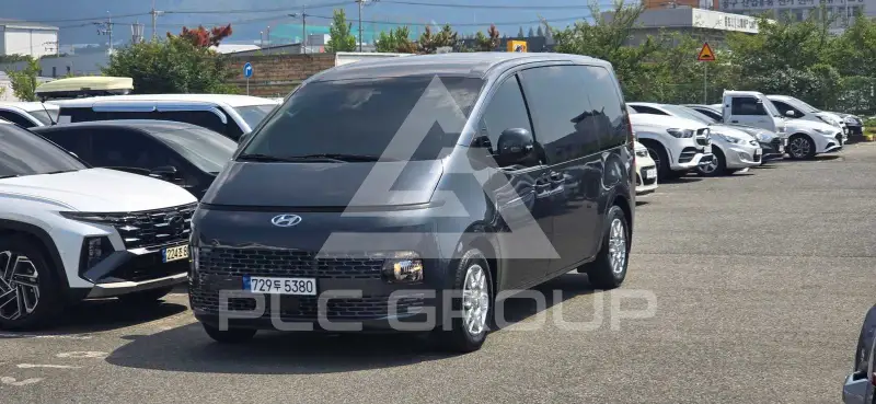 2022 Hyundai Staria